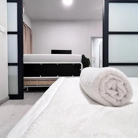 合一民宿 Unity Homestay At Jesselton Quay New Seaview Netflix 2-6Pax Free Parking Kota Kinabalu Exterior photo