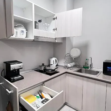 合一民宿 Unity Homestay At Jesselton Quay New Seaview Netflix 2-6Pax Free Parking Kota Kinabalu Exterior photo
